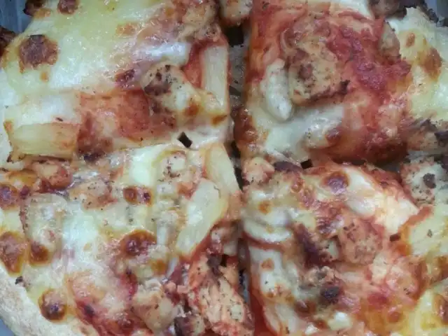 Pizza Hut Food Photo 8