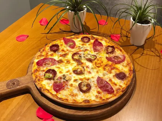 Ezza Pizza'nin yemek ve ambiyans fotoğrafları 3