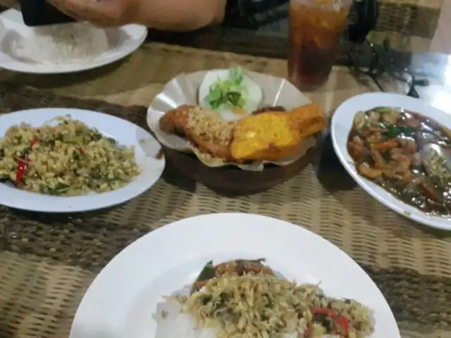 Gambar Makanan Ayam Penyet Ria 2