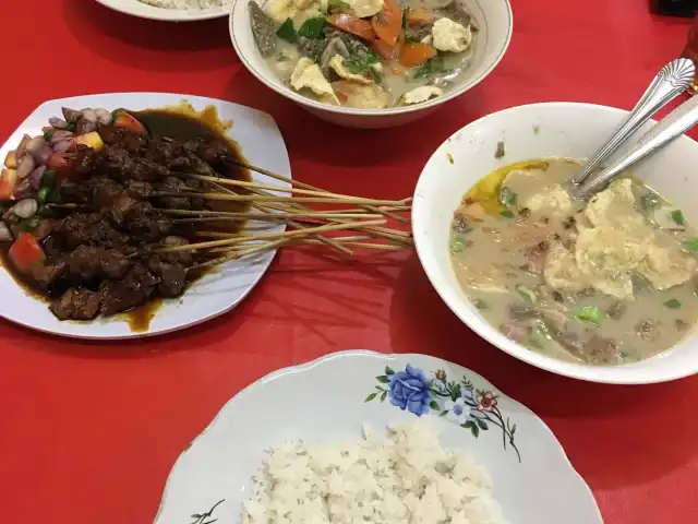 Gambar Makanan Sop Kaki Kambing Tiga Saudara 8