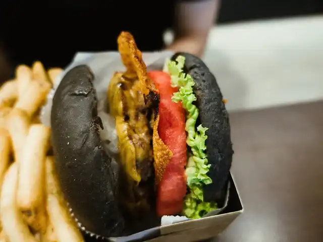 myBurgerLab: HQ Food Photo 1