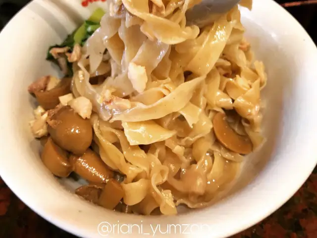 Gambar Makanan Bakmi Naga 9