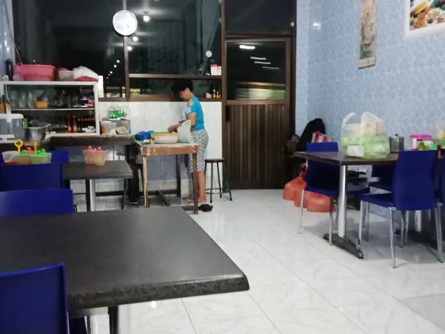 Gambar Makanan Mie Keriting Manalagi 8