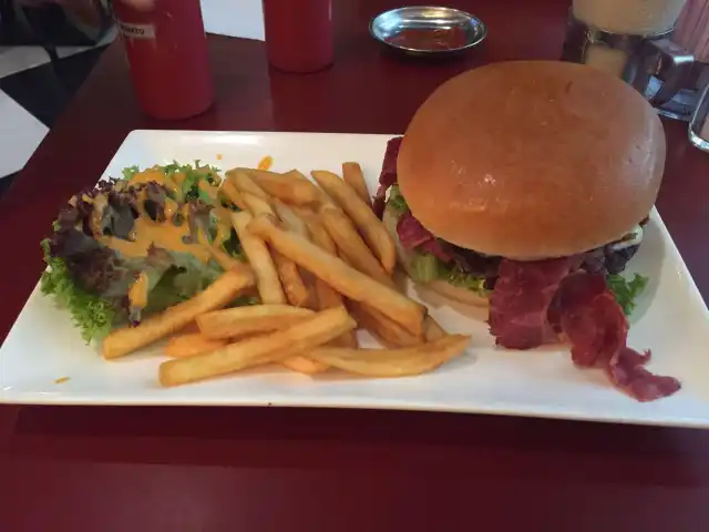 Johnny Rockets Food Photo 12