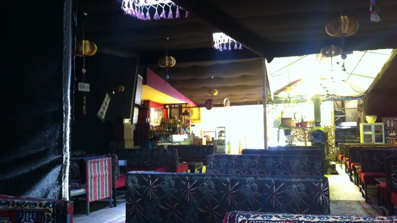 Duvar Dibi Nargile Cafe
