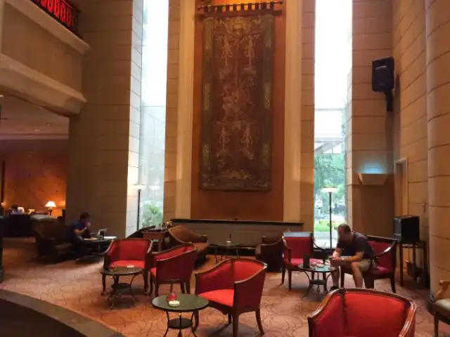 Mezzo Bar & Lounge - Renaissance Kuala Lumpur Hotel