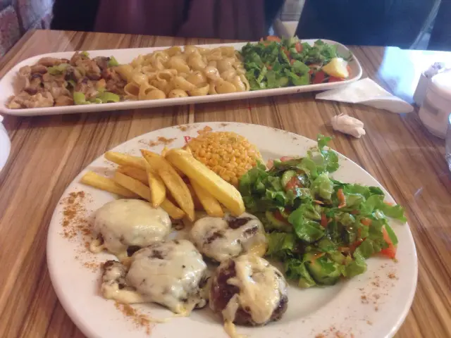 Bahçe Cafe & Ev Yemekleri Restaurant'nin yemek ve ambiyans fotoğrafları 75