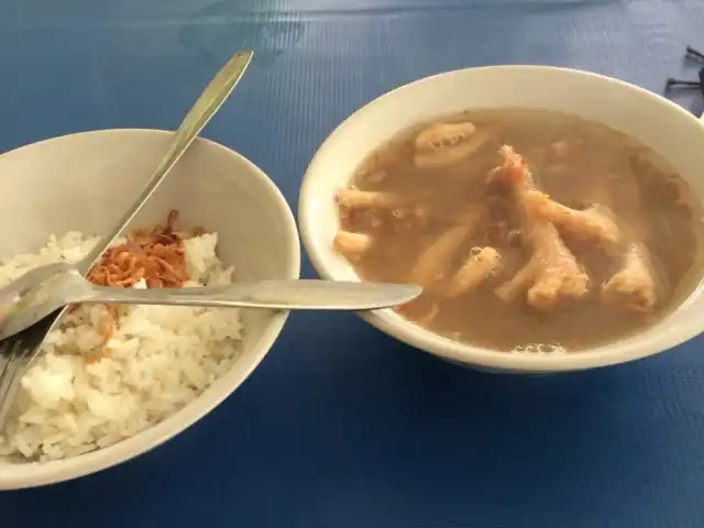 Gambar Makanan Sop Ayam Pak Min Klaten 10