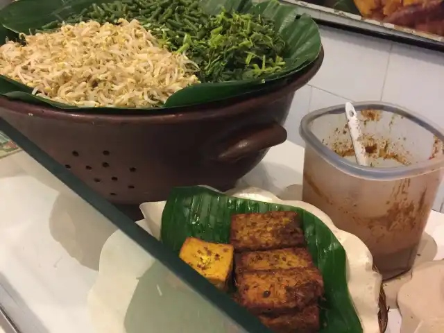 Gambar Makanan Sego Pecel Bu Broto 16