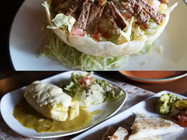Gambar Makanan HACIENDA Mexican Bar & Grill 15