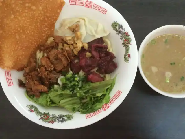 Gambar Makanan Bakmi Ujung Pandang 21 3