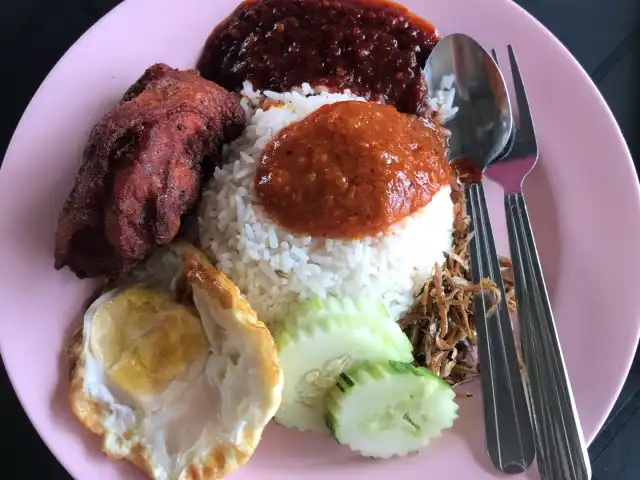 Nasi Lemak Berlauk Permatang Rawa Food Photo 8