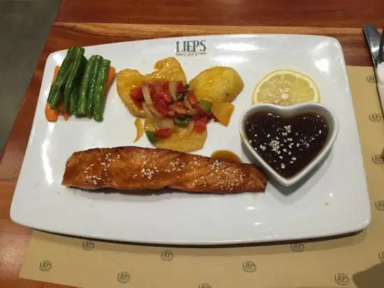 Gambar Makanan Liep's Cafe 19