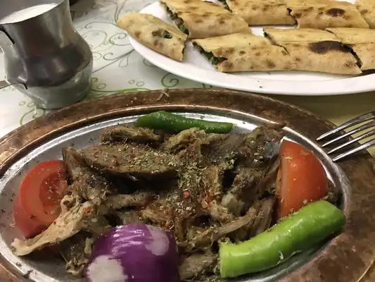 Kadıoğlu Şehzade Sofrası'nin yemek ve ambiyans fotoğrafları 1