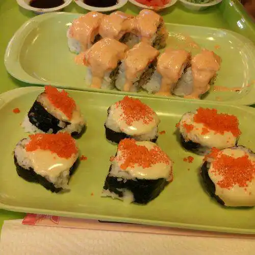 Gambar Makanan Sushi Box 7