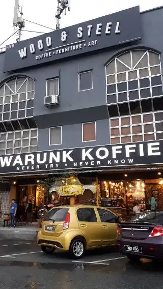 Warunk Koffie by Wood & Steel