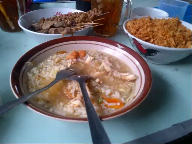 Gambar Makanan Soto Hollywood 12