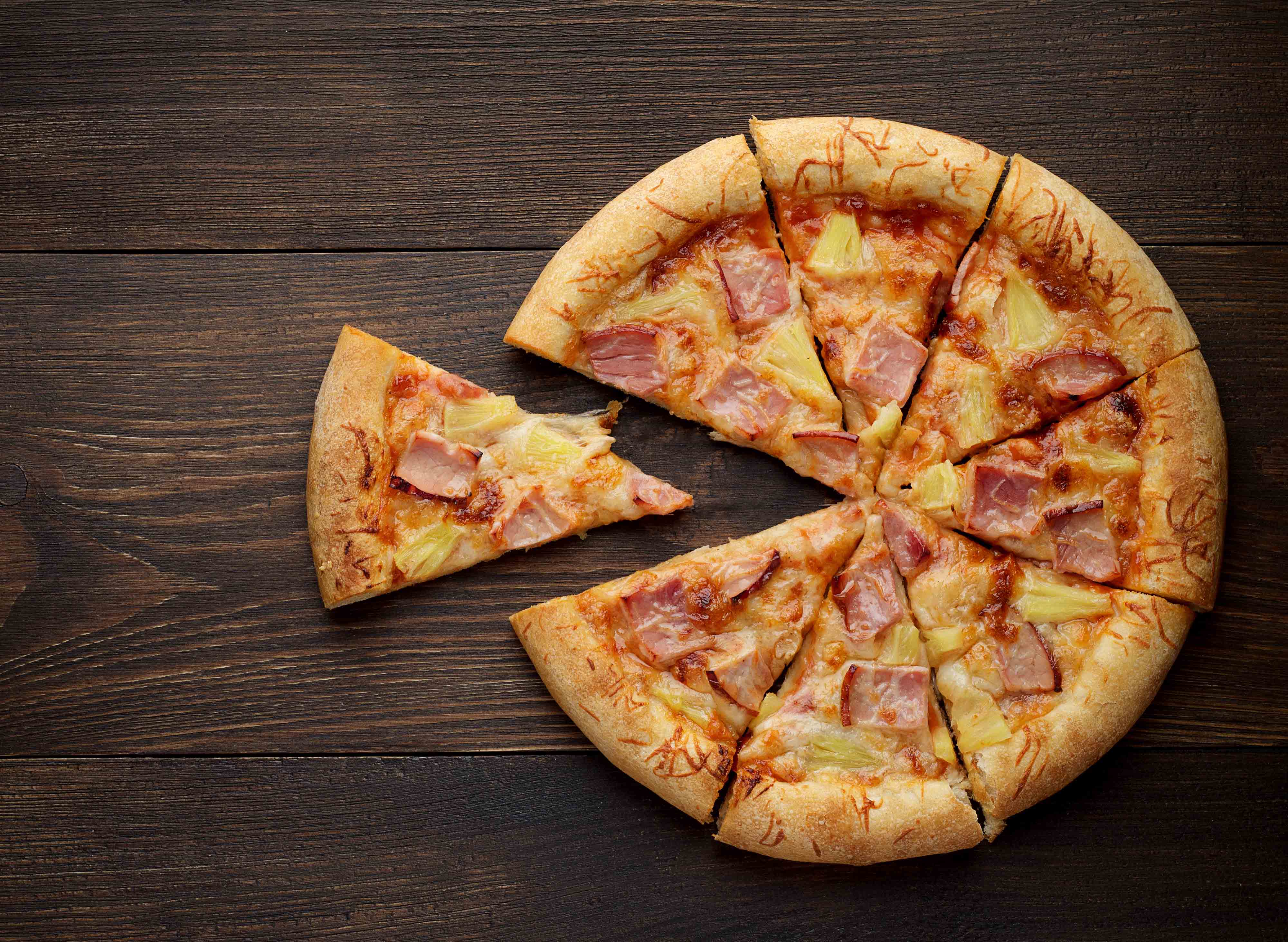 Evita's Pizza House First Crumb Street near me in Gapan Discover