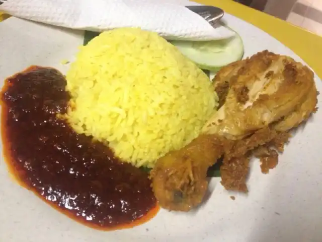 Nasi Lemak Kuning Diraja Food Photo 2