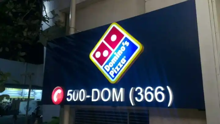 Gambar Makanan Domino's Pizza 14