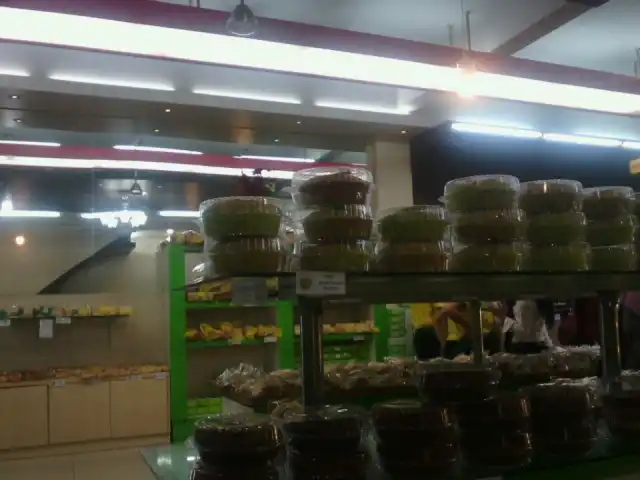 Gambar Makanan Majestyk Bakery & Cake Shop 8