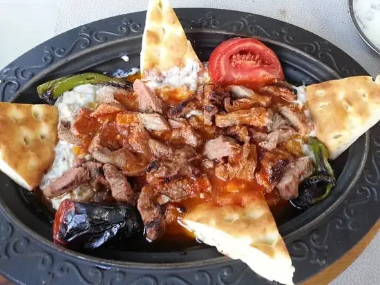 Sanli Edessa Kebab House'nin yemek ve ambiyans fotoğrafları 2
