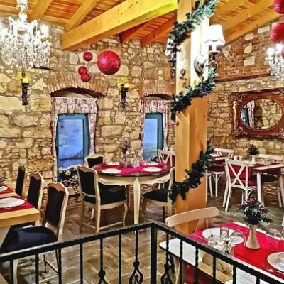 Defne Yaprağı Balık Restaurant Dalyanköy Çeşme