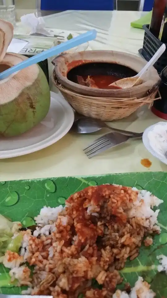 Restoran Puteri Asam Pedas Claypot Food Photo 2