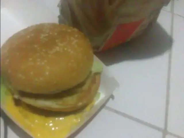 Gambar Makanan McDonald's 13