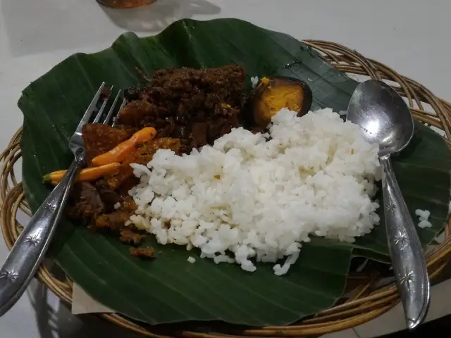 Gambar Makanan Gudeg Yu Djum 10