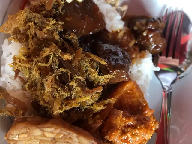 Gambar Makanan Rawon Pak Pangat Wonokromo 5