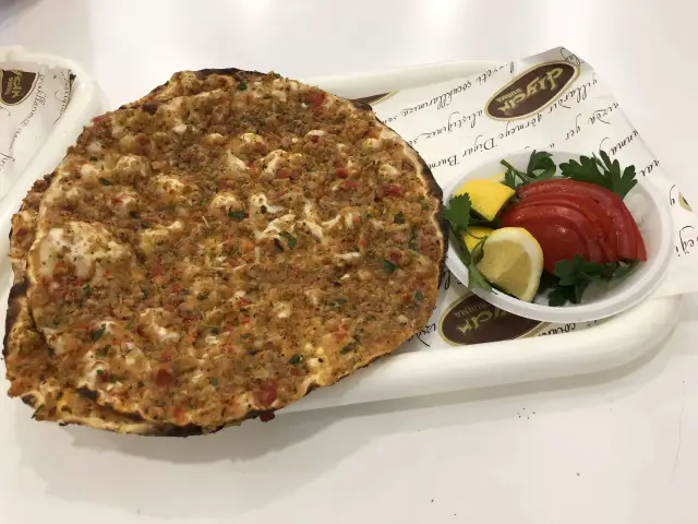 Diyar Lahmacun'nin yemek ve ambiyans fotoğrafları 13