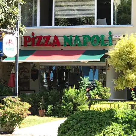 Pizza Napoli'nin yemek ve ambiyans fotoğrafları 38