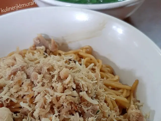 Gambar Makanan Mie Baso Akung 12