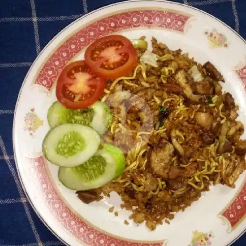 Gambar Makanan NASI GORENG PECEL LELE LAKA LAKA  17