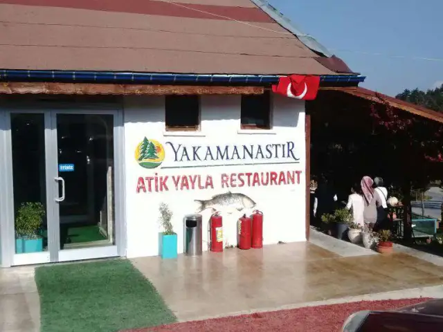 Yakamanastır'nin yemek ve ambiyans fotoğrafları 1