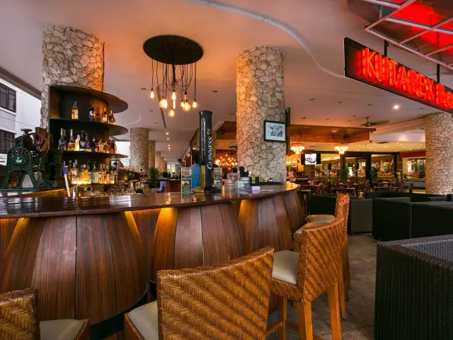 Gambar Makanan Kutabex Bar And Resto - Kutabex Beach Front Hotel 2