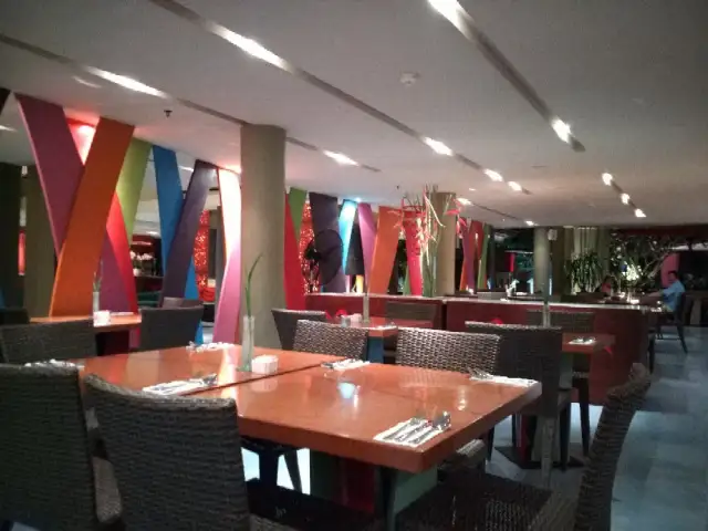 Gambar Makanan Colours Cafe 2