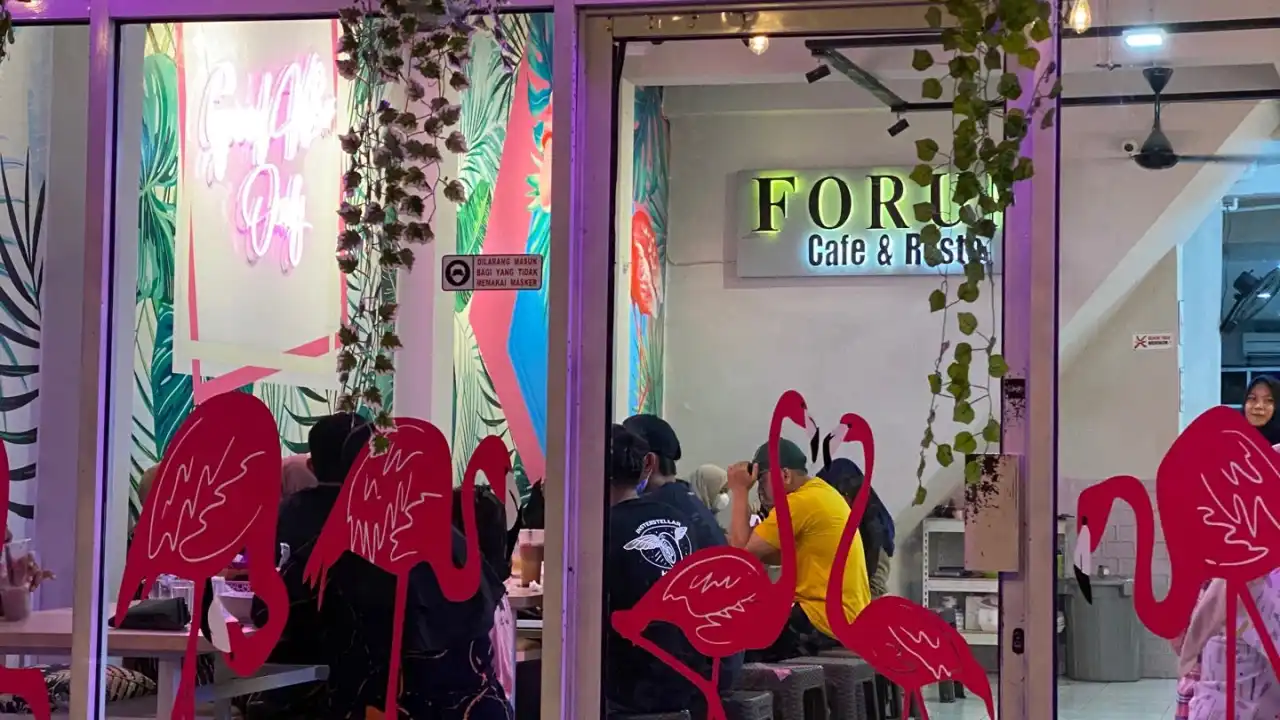 Forum Cafe & Resto