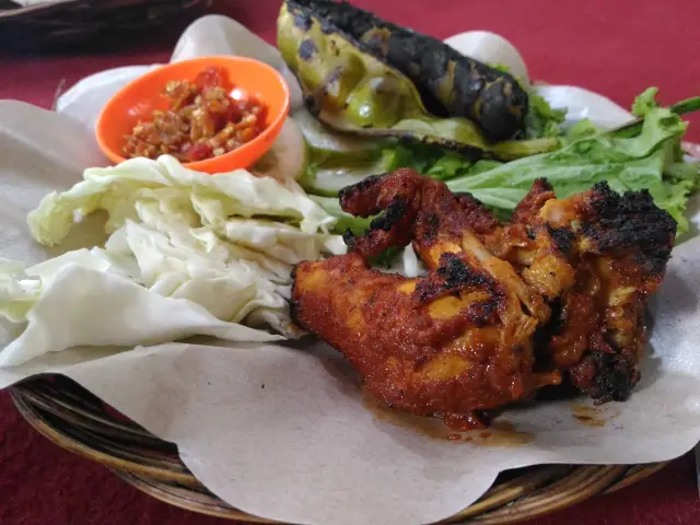 Gambar Makanan Sambel Gledeg Ibu Siti Nurkhotimah 6