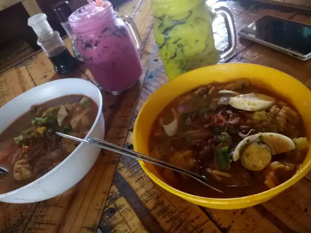 Kayu Manis Mee Kuah Ketam Food Photo 2