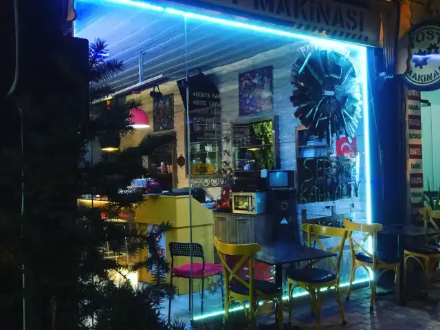 Tost Makinası - Bistro Cafe'nin yemek ve ambiyans fotoğrafları 6