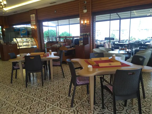 Kır Kahvesi Cafe & Restaurant'nin yemek ve ambiyans fotoğrafları 1