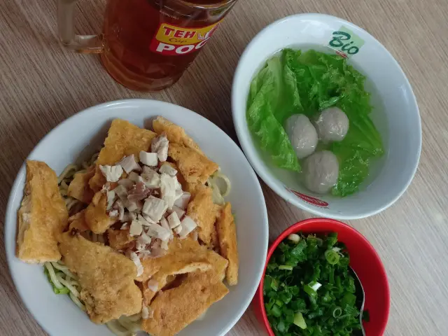 Gambar Makanan Bakmi Tan 9