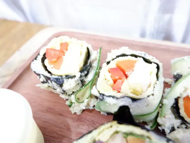 Gambar Makanan Sushi Moo 9