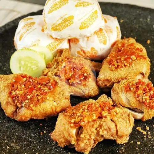 Gambar Makanan Ayam Geprek Juwara, Urip Sumoharjo 1