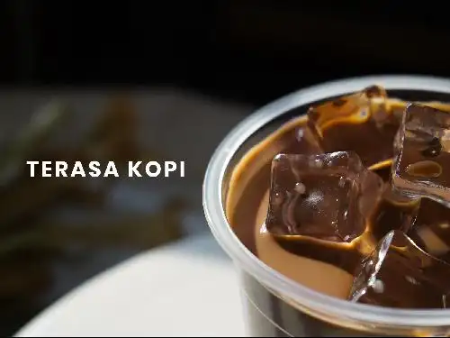 Kopi Terasa Bougenville, Jatibening