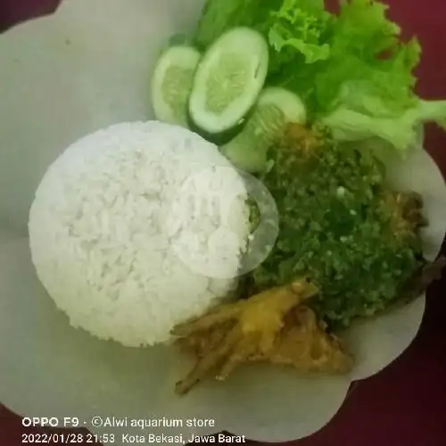 Gambar Makanan Ayam Penyet Cabe Ijo 15