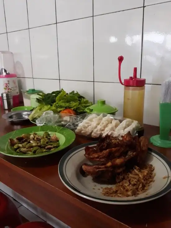 Gambar Makanan Ayam Bakar Dan Goreng Laksana 5