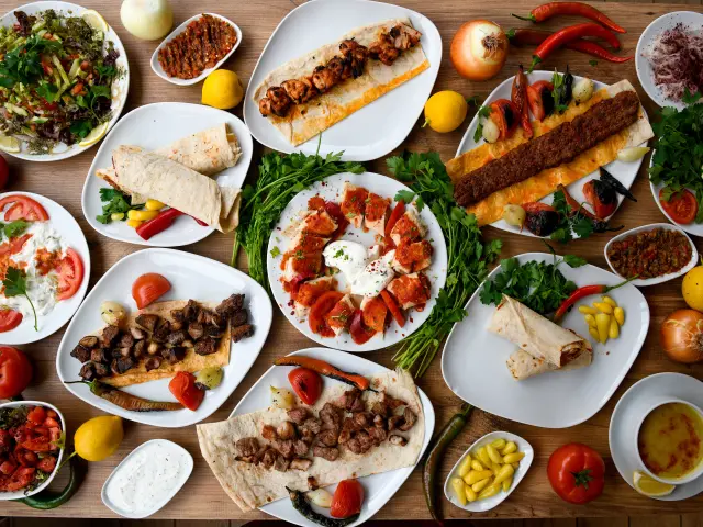 Oburx Izgara & Köfte'nin yemek ve ambiyans fotoğrafları 1